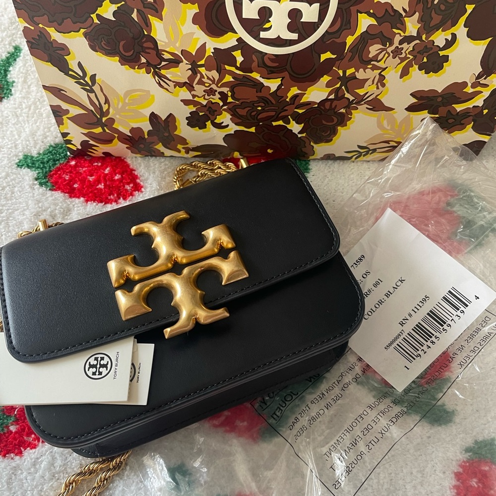 Tory Burch Small Eleanor Bag With original dust bag and packed bag included.